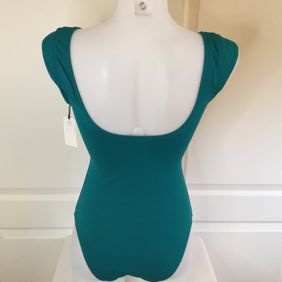 Women’s Cut Out Cap Sleeve One Piece Swimsuit - Picture 3 of 6